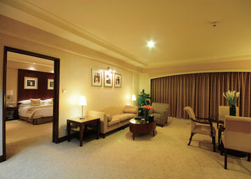 Loong Palace & Khách sạn 4*