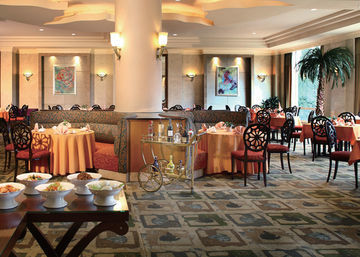 Loong Palace & 4*